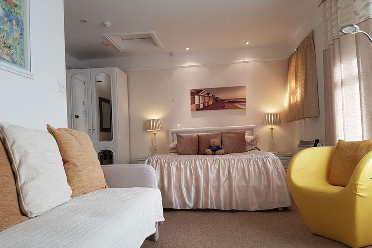 Arun Sands Guest House - Image 4 - UK Tourism Online