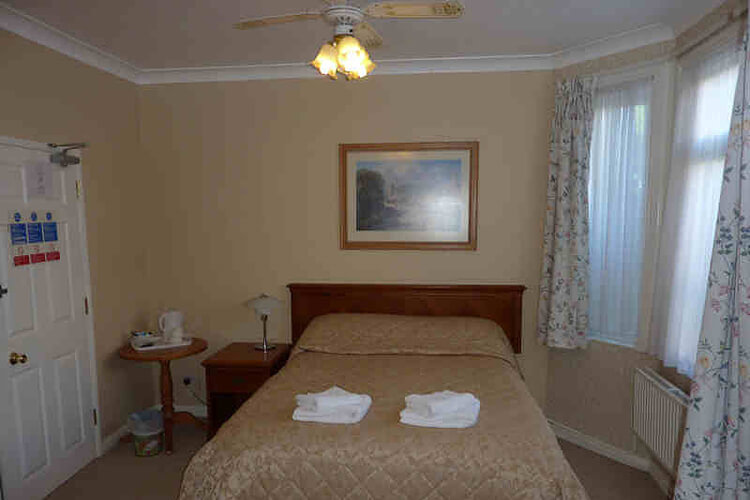 Arundel Park Hotel - Image 2 - UK Tourism Online