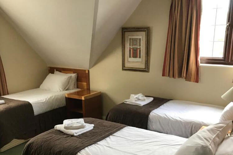 Barrington Lodge - Image 4 - UK Tourism Online