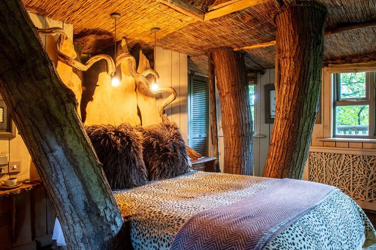 Castle Cottage B&B and Treehouse - Image 2 - UK Tourism Online