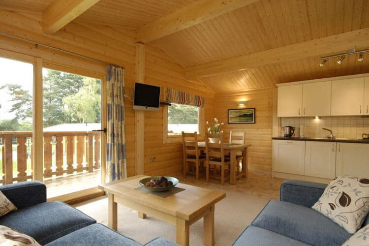 Cottesmore Lodges - Image 2 - UK Tourism Online