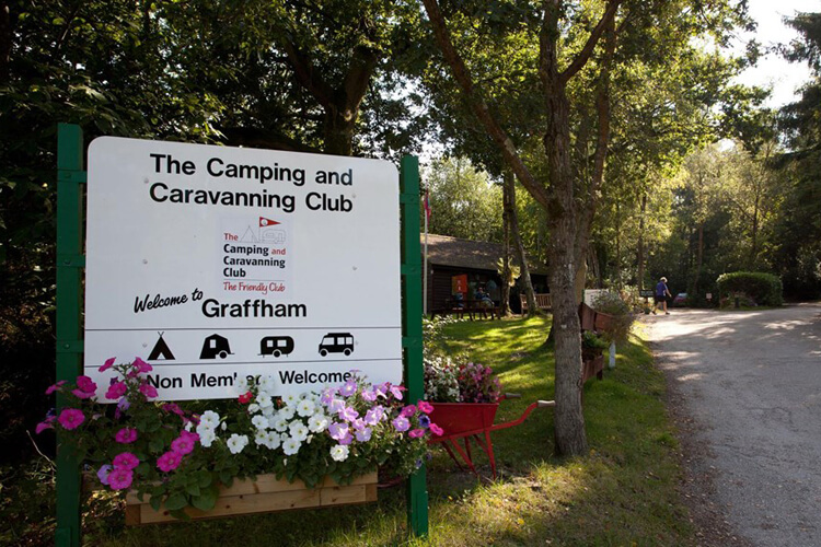 Graffham Campsite - Image 1 - UK Tourism Online