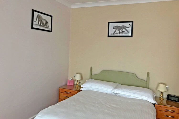 Merton Guest House - Image 2 - UK Tourism Online