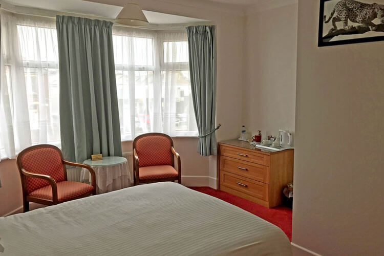 Merton Guest House - Image 3 - UK Tourism Online