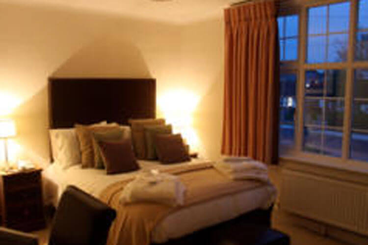 Rustington Manor Hotel - Image 4 - UK Tourism Online