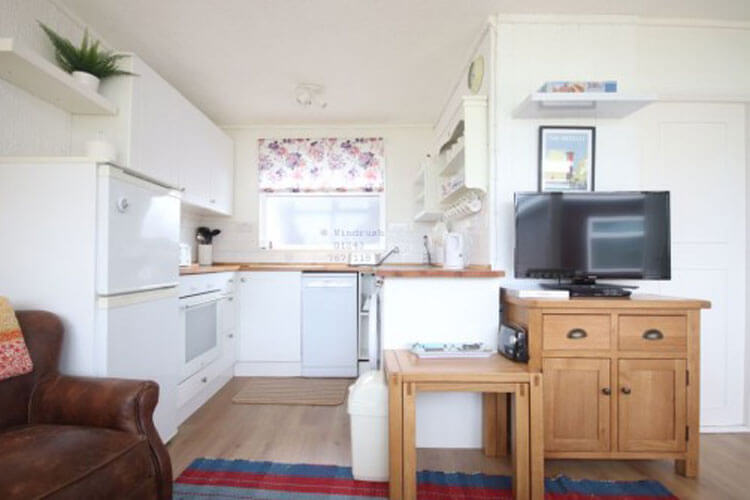 Windrush Chalets - Image 2 - UK Tourism Online