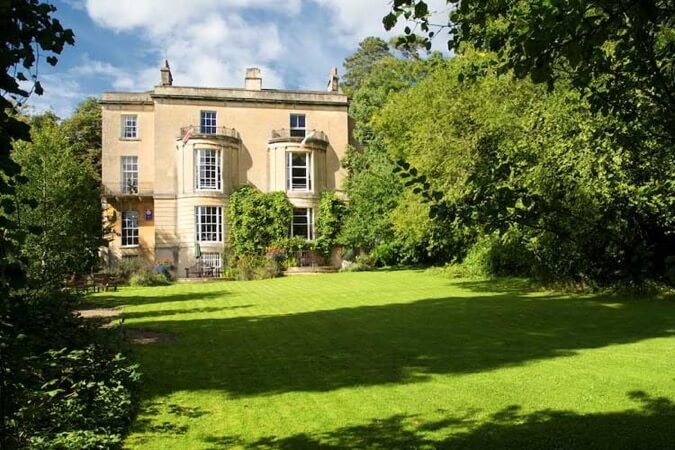 Bailbrook Lodge Thumbnail | Bath B&B's, Guest Houses - Bath | UK Tourism Online