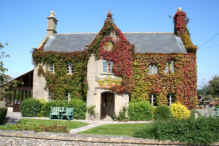 Toghill House Farm - Image 1 - UK Tourism Online