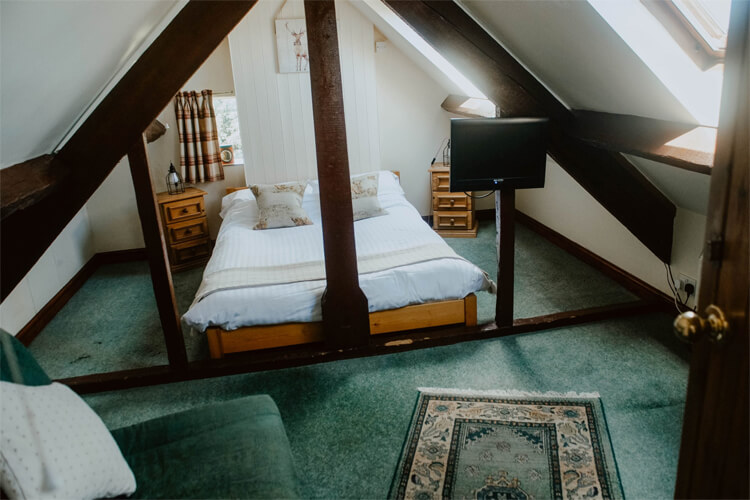 Toghill House Farm - Image 3 - UK Tourism Online