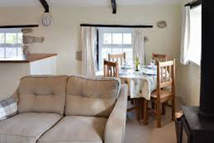 Barn Cottage - Image 3 - UK Tourism Online