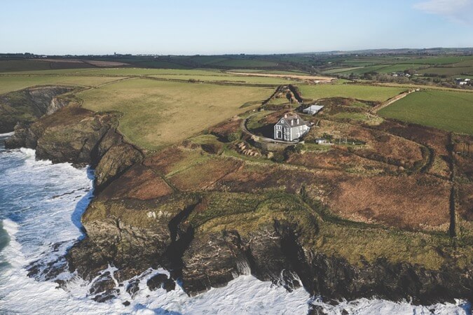 Beacon Crag Thumbnail | Porthleven - Cornwall | UK Tourism Online