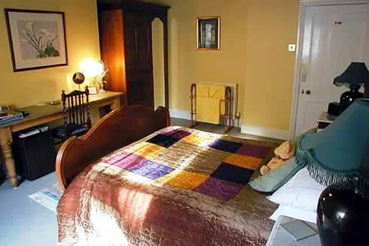 Bedknobs Bed and Breakfast - Image 3 - UK Tourism Online