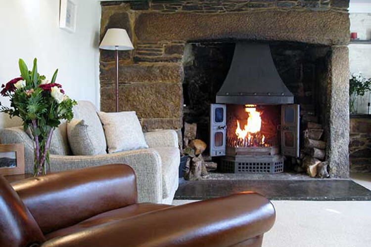 Blisland Cottage - Image 2 - UK Tourism Online