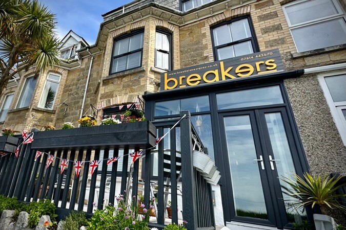 Breakers Guest House Thumbnail | Newquay - Cornwall | UK Tourism Online