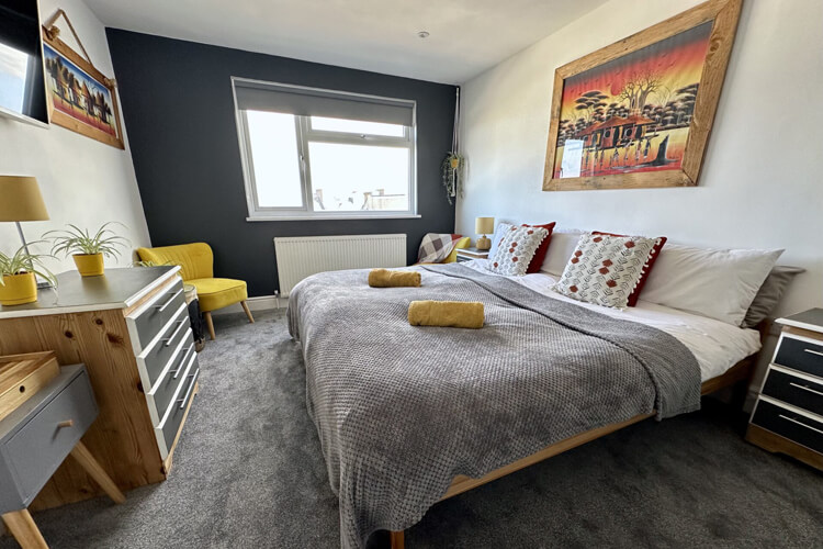 Breakers Guest House - Image 3 - UK Tourism Online