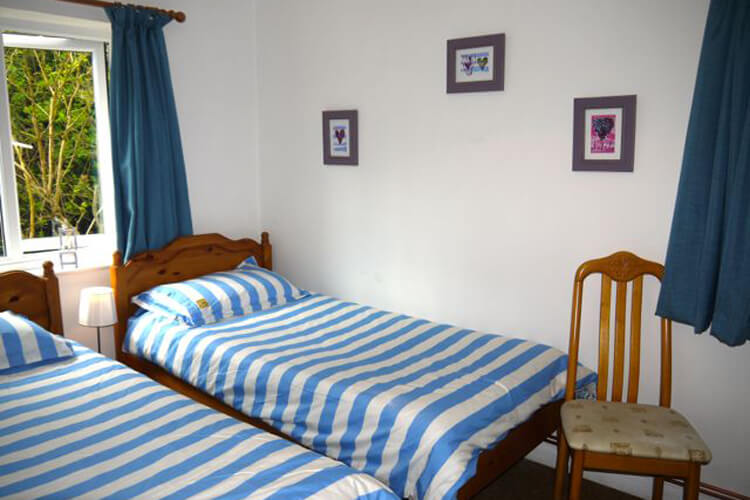 Cadgwith Cove Cottages - Image 4 - UK Tourism Online
