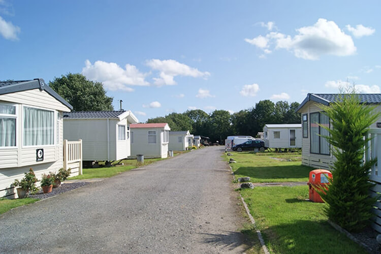 Chapmanswell Caravan Park - Image 3 - UK Tourism Online