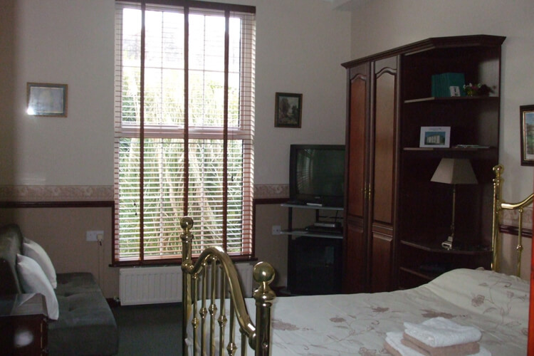 Cherry Villa Bed and Breakfast - Image 2 - UK Tourism Online