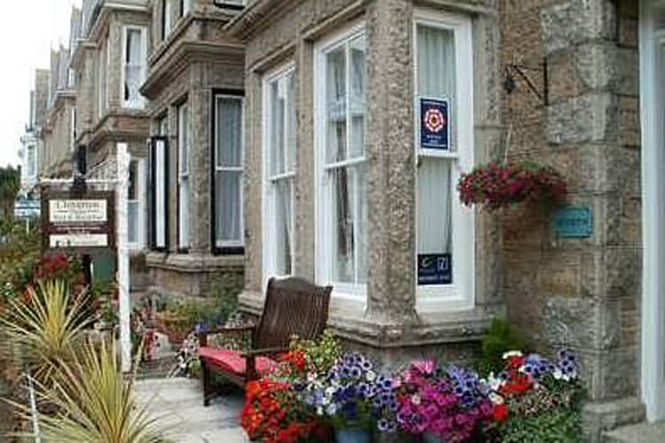 Chiverton House Bed & Breakfast - Image 1 - UK Tourism Online