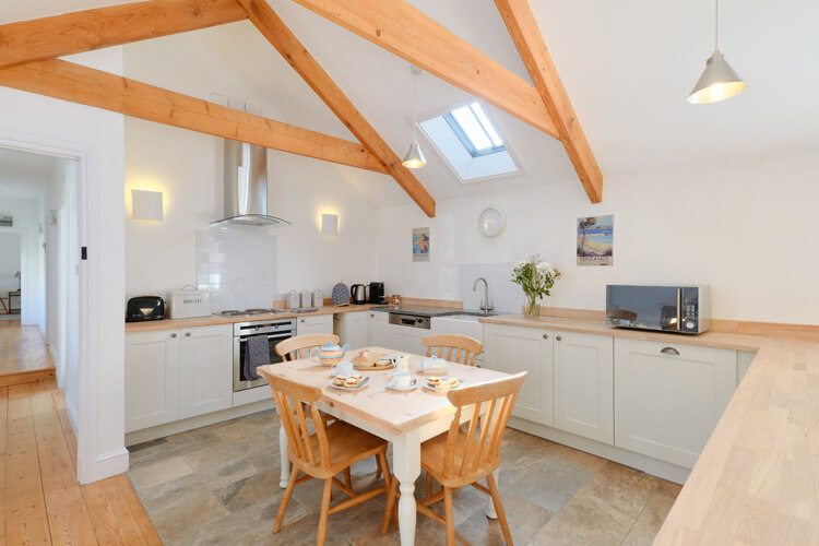 Cobblestone Cottage Holidays - Image 3 - UK Tourism Online
