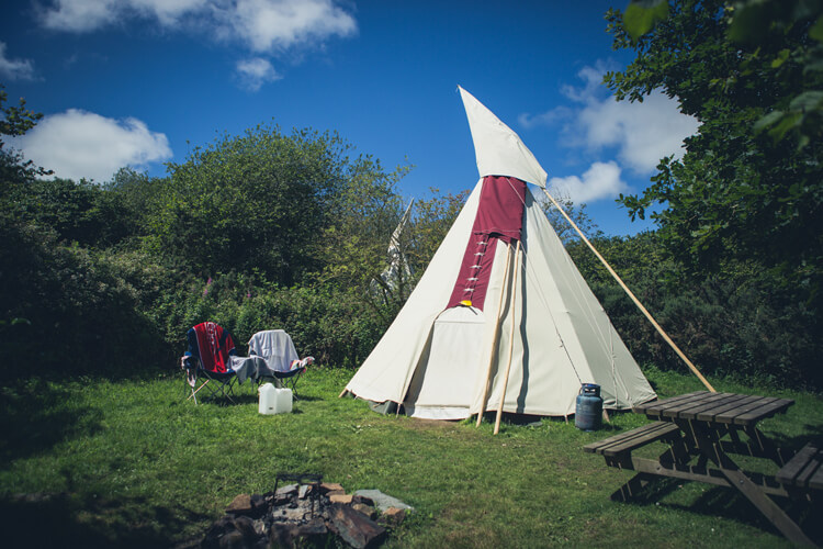 Cornish Tipi Holidays - Image 5 - UK Tourism Online