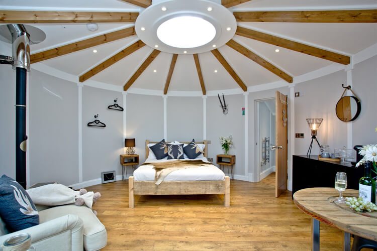 East Thorne Glamping & Cottages - Image 2 - UK Tourism Online