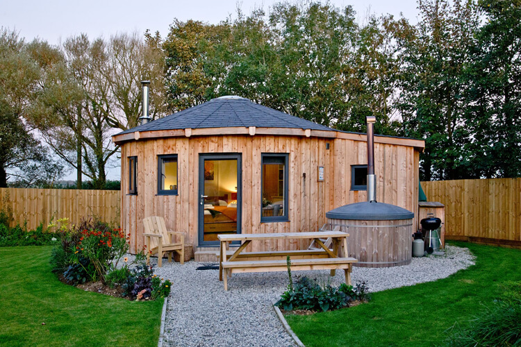 East Thorne Glamping & Cottages - Image 3 - UK Tourism Online