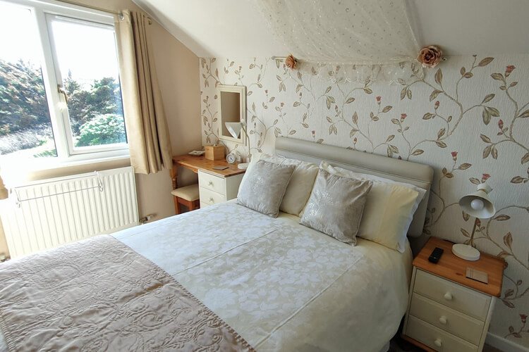 Farmhouse Bed & Breakfast - Image 4 - UK Tourism Online