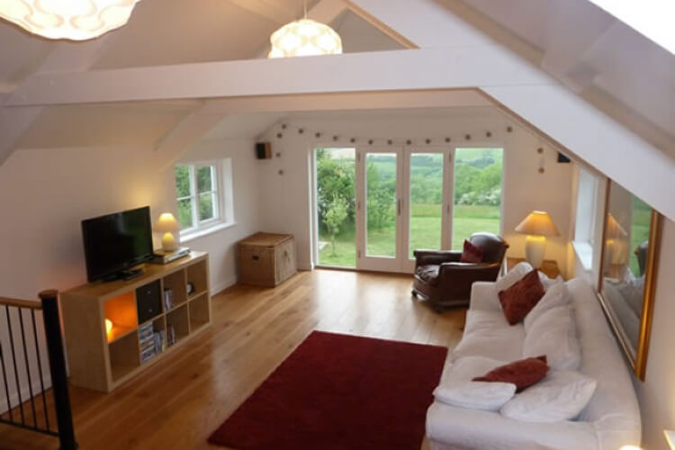 Glentruan Holiday Cottage - Image 2 - UK Tourism Online