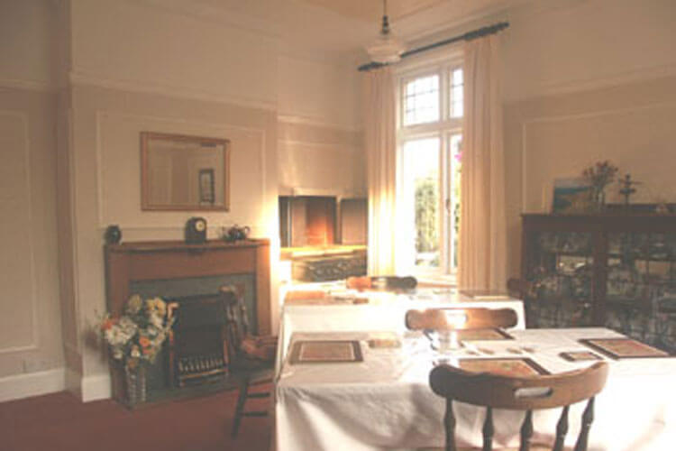 Gwyndra House - Image 3 - UK Tourism Online