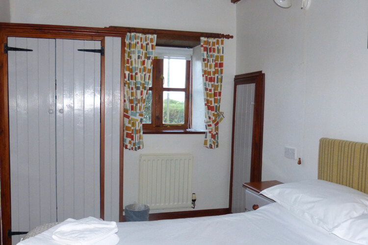 Higher Hendra Farm Cottages - Image 4 - UK Tourism Online