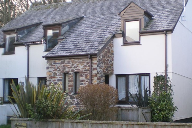 Honeysuckle Cottage Thumbnail | Padstow - Cornwall | UK Tourism Online