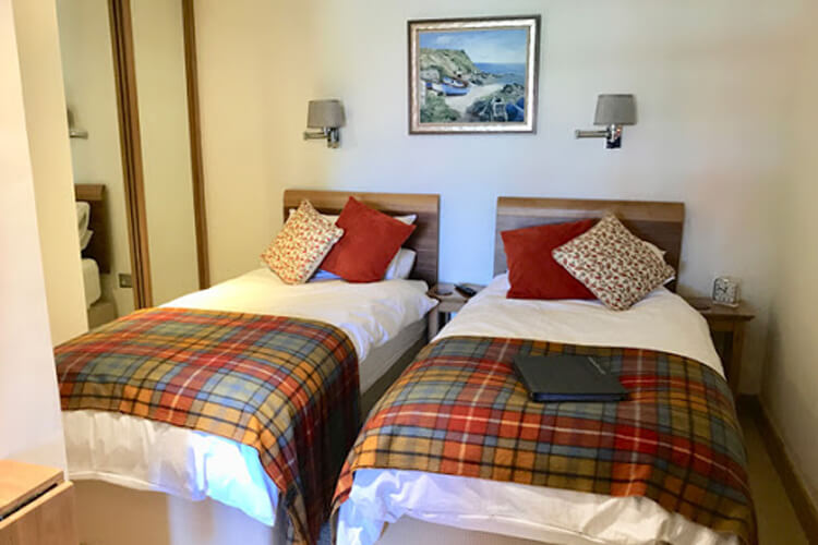 Lands End Hostel and B&B - Image 4 - UK Tourism Online