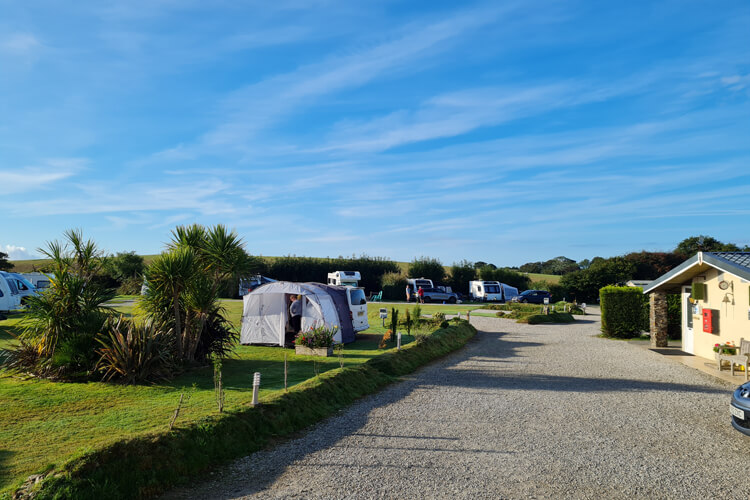 Looe Country Park - Image 3 - UK Tourism Online