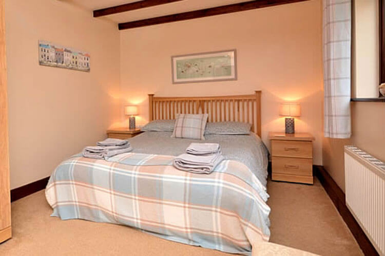 Lower Pencubitt Cottages - Image 3 - UK Tourism Online