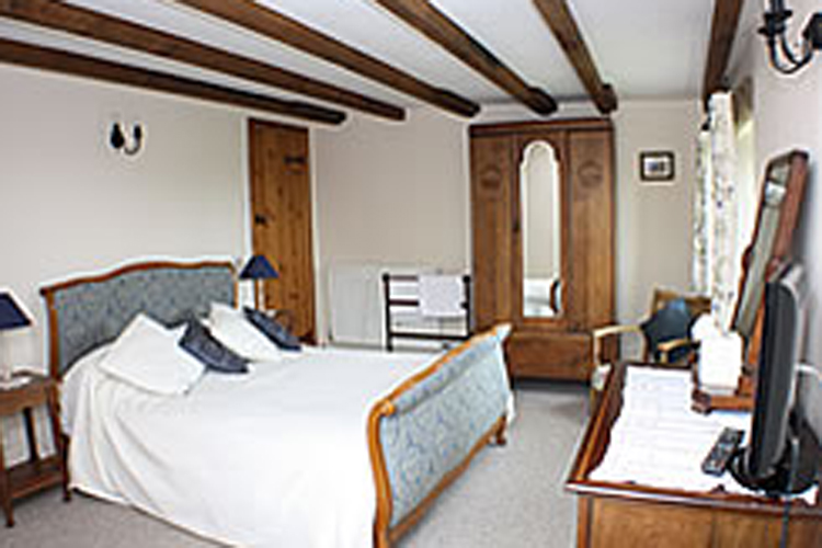 Lower Tresmorn Farm  - Image 3 - UK Tourism Online