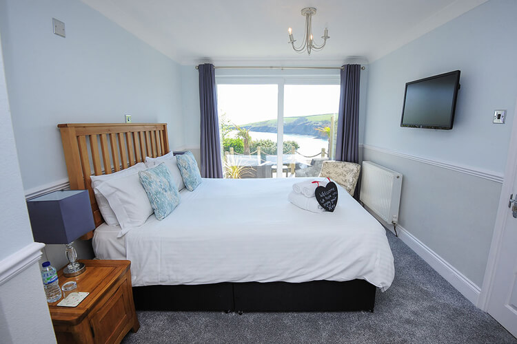 Mevagissey Bay Hotel - Image 2 - UK Tourism Online