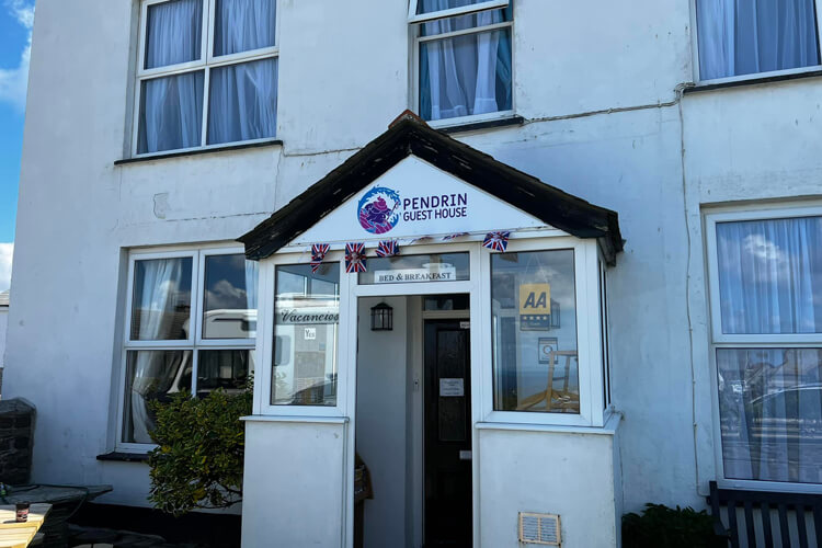 Pendrin Guest House - Image 1 - UK Tourism Online