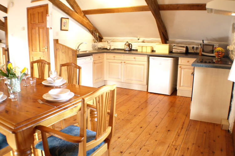 Polean Farm Cottages - Image 4 - UK Tourism Online