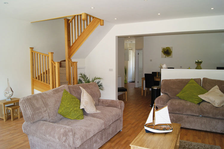 Polzeath Valley Holiday Apartments - Image 4 - UK Tourism Online