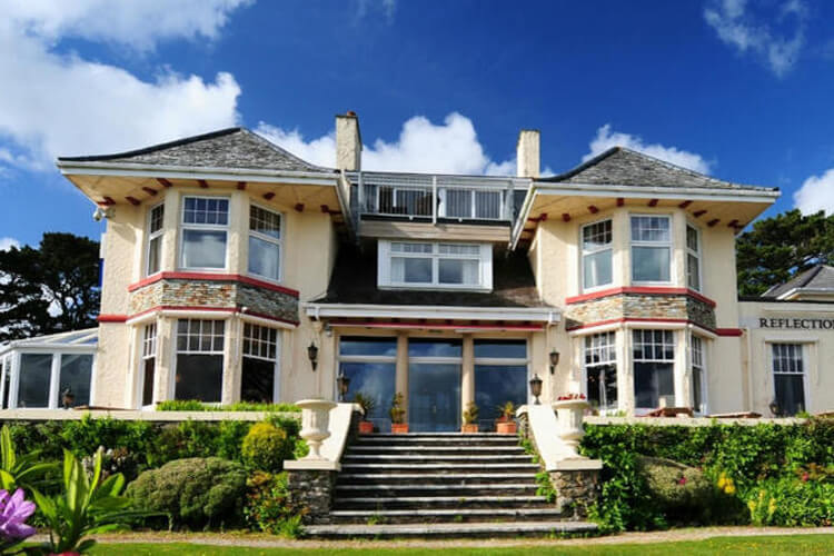 Porth Avallen Hotel - Image 1 - UK Tourism Online