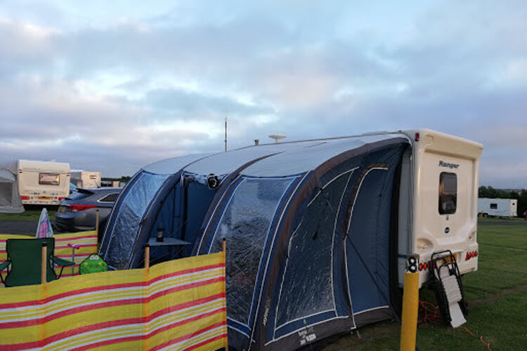 Quarryfield Caravan & Camping Park - Image 2 - UK Tourism Online