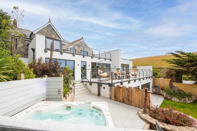 Rockpool Holidays Thumbnail | Newquay - Cornwall | UK Tourism Online