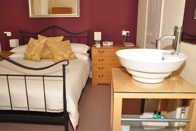 St Bernards Guest House - Image 3 - UK Tourism Online