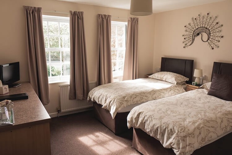 Strathallan Guest House - Image 3 - UK Tourism Online