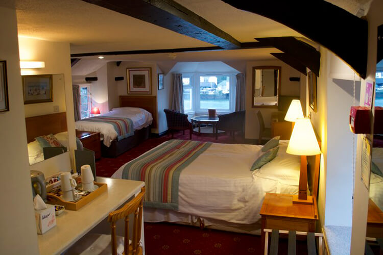 The Old Ferry Inn - Image 2 - UK Tourism Online