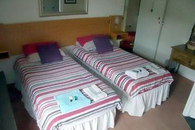 The White Hart Inn - Image 2 - UK Tourism Online