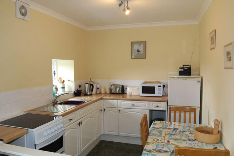 Torr House Cottages - Image 4 - UK Tourism Online