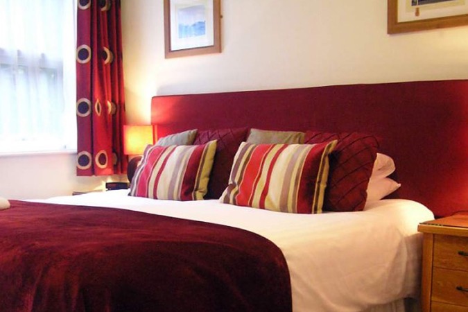 Townhouse Rooms Thumbnail | Truro - Cornwall | UK Tourism Online