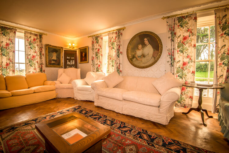 Tredudwell Manor - Image 3 - UK Tourism Online